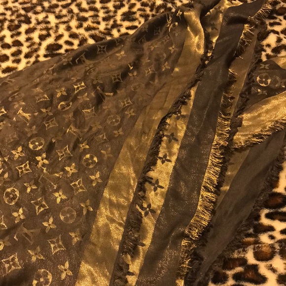 Louis Vuitton Long Scarf - Picture 2 of 3